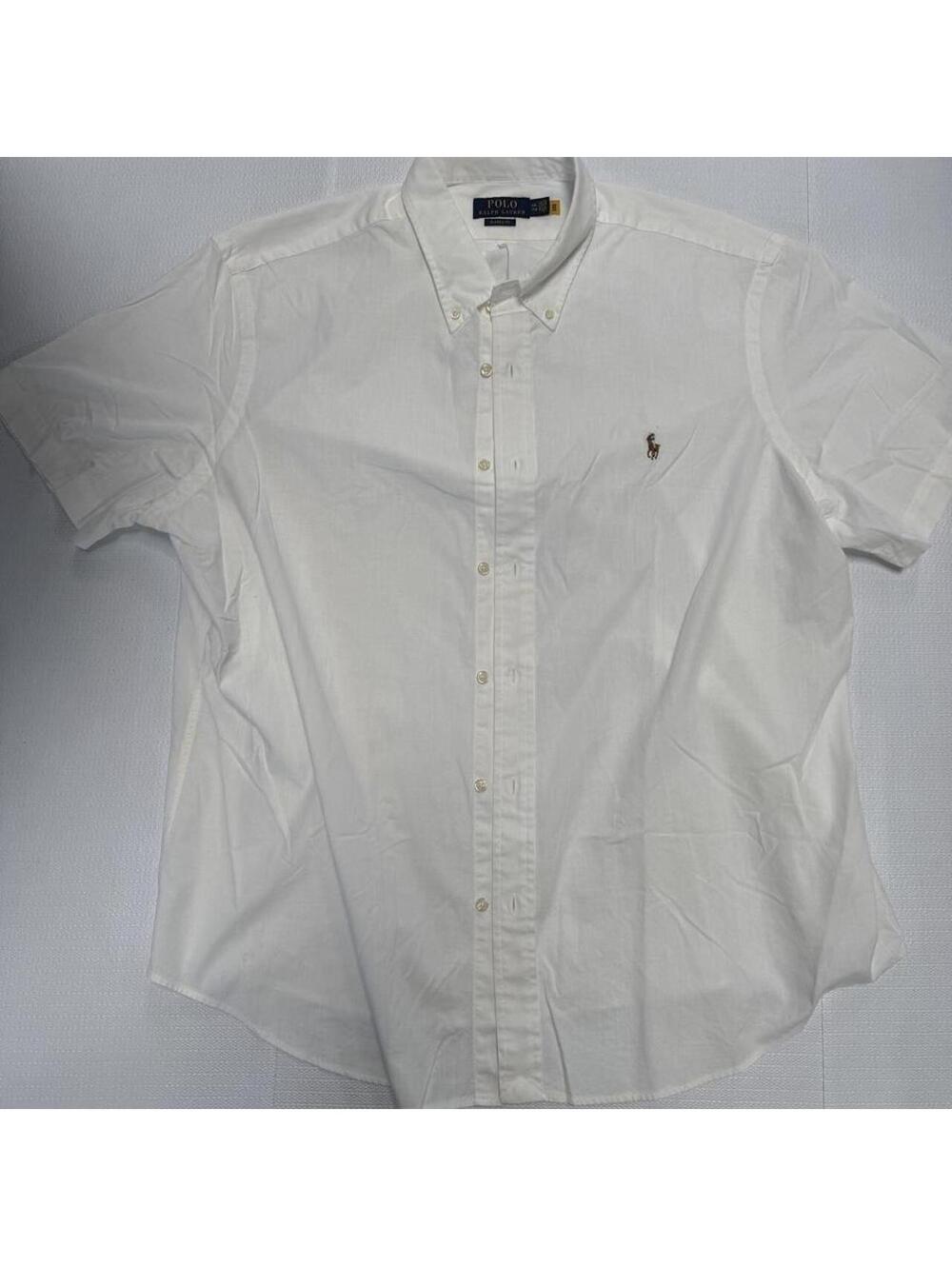 Classic Fit Chambray Shirt